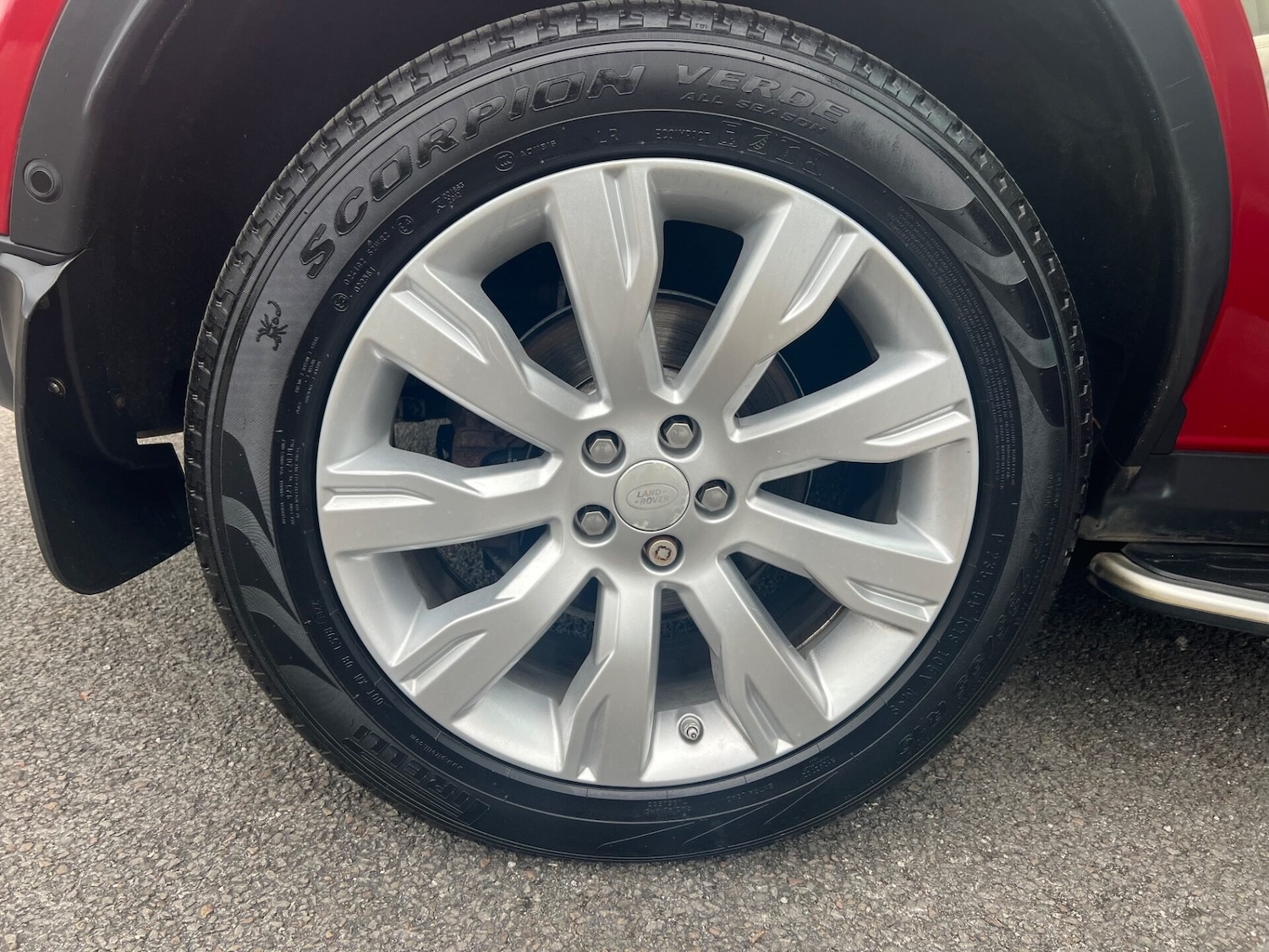 Used Land Rover Discovery Sport 2015 for sale - 76659788: Photo 9