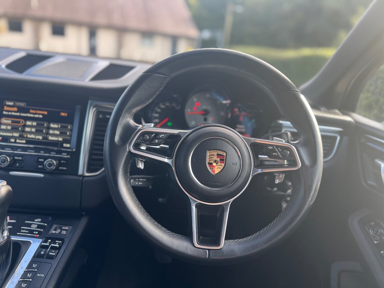 Used Porsche Macan 2015 for sale - 76659798: Photo 32