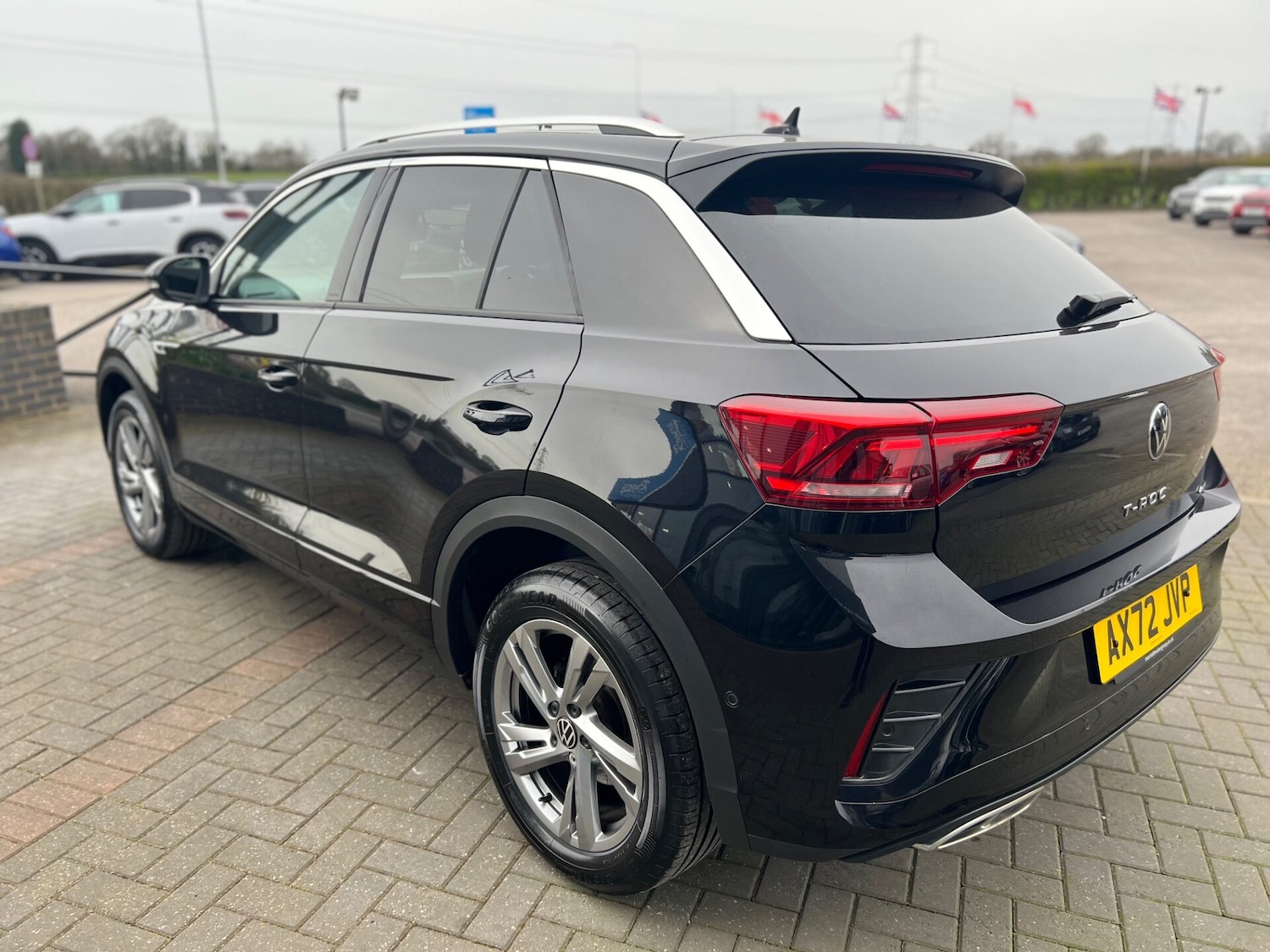 Used Volkswagen T-Roc 2023 for sale - 77952117: Photo 9