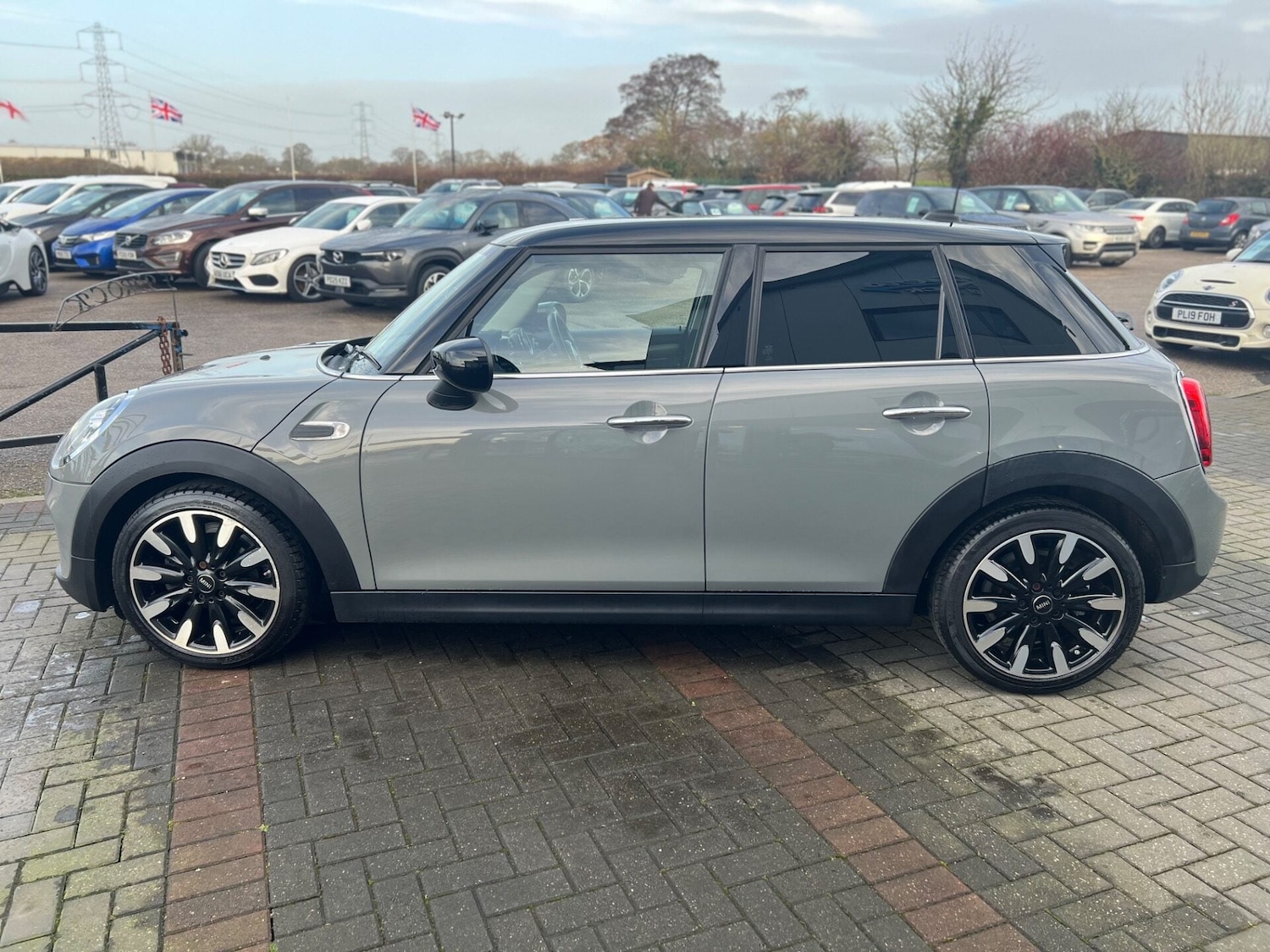 Used MINI Hatch 2019 for sale - 76767652: Photo 12