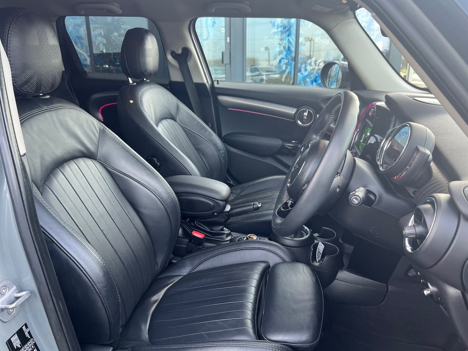 Used MINI Hatch 2019 for sale - 76767652: Photo 19