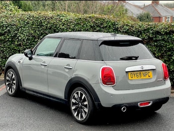 2019 - 1.5 Cooper Exclusive II 5dr Auto
