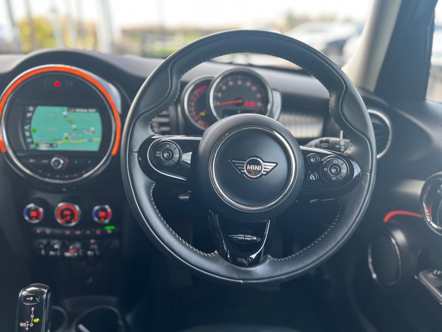 Used MINI Hatch 2019 for sale - 76767652: Photo 36