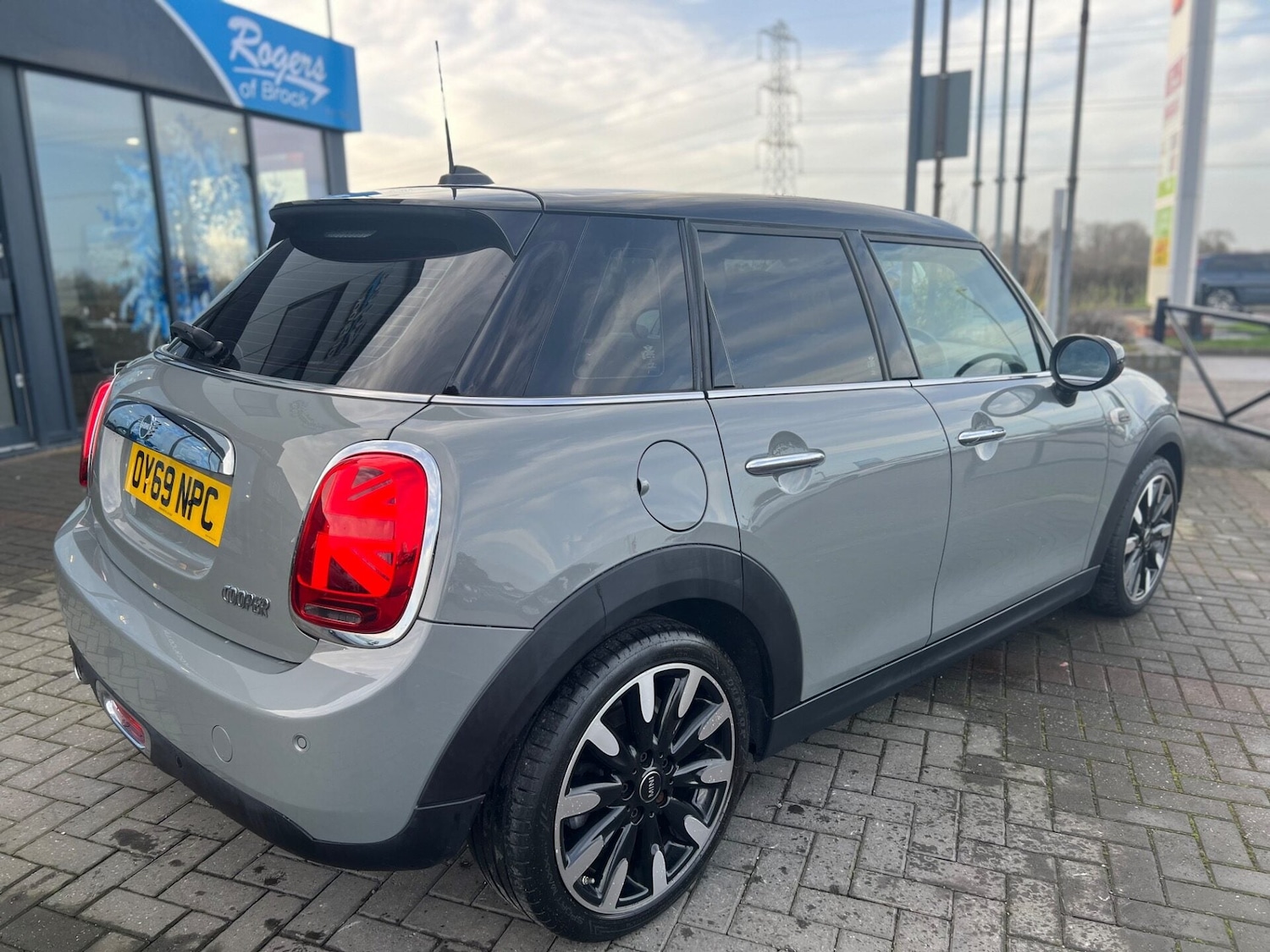 Used MINI Hatch 2019 for sale - 76767652: Photo 8