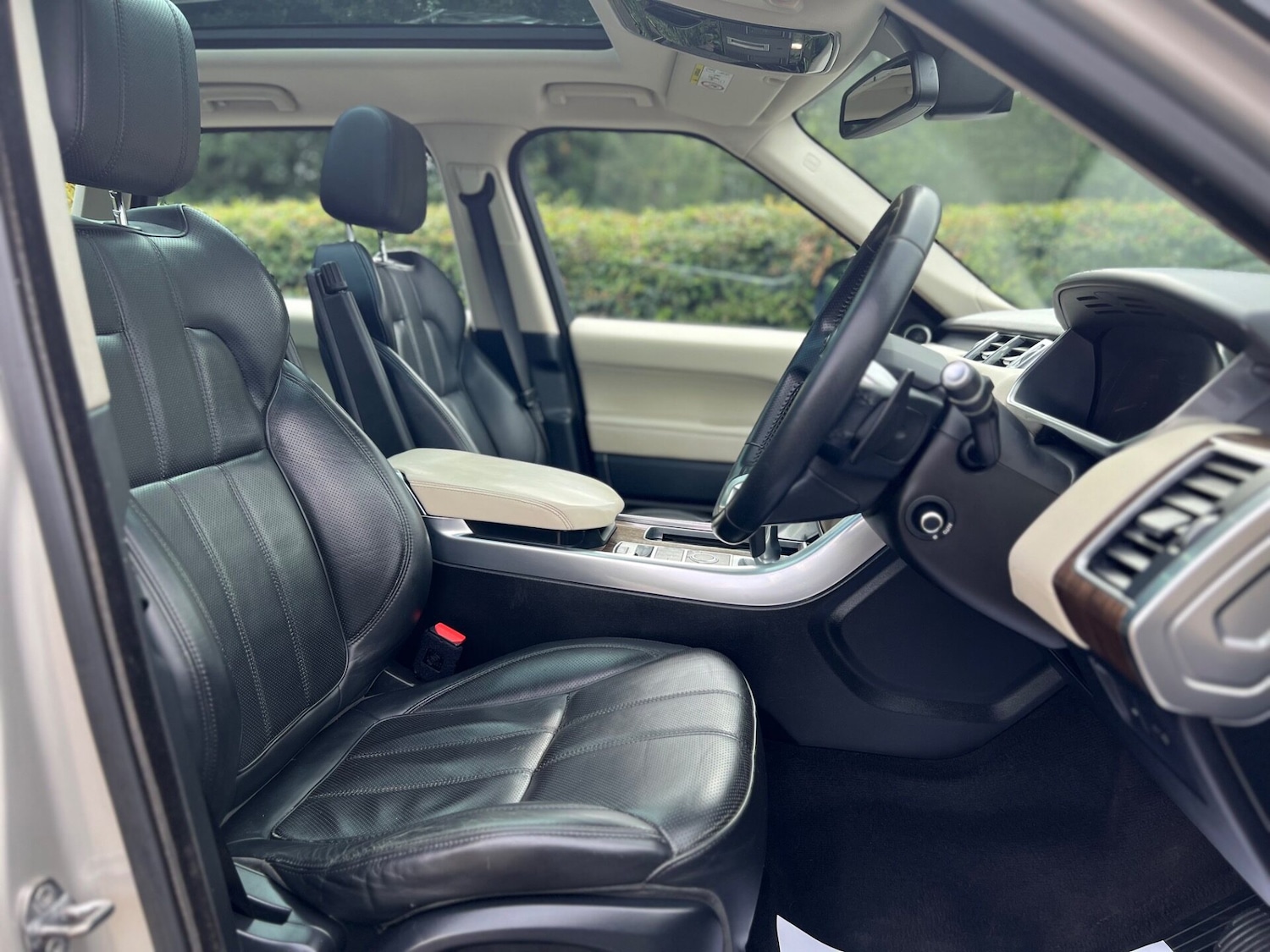 Used Land Rover Range Rover Sport 2015 for sale - 76659791: Photo 16