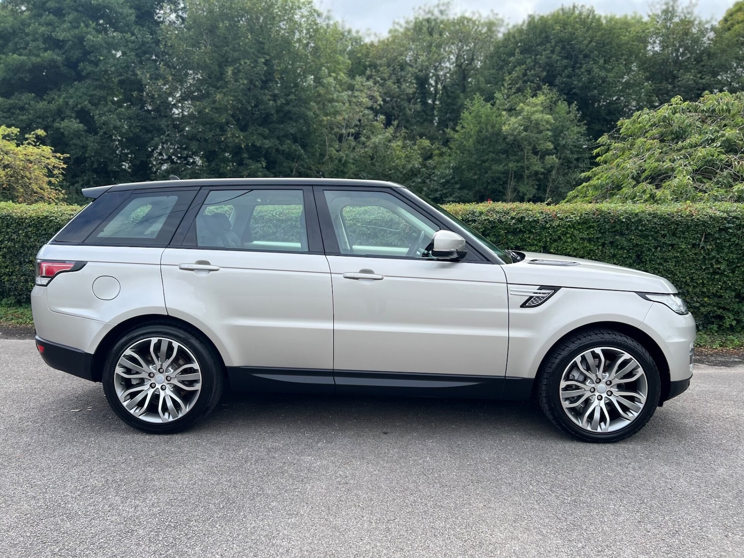 Used Land Rover Range Rover Sport 2015 for sale - 76659791: Photo 6