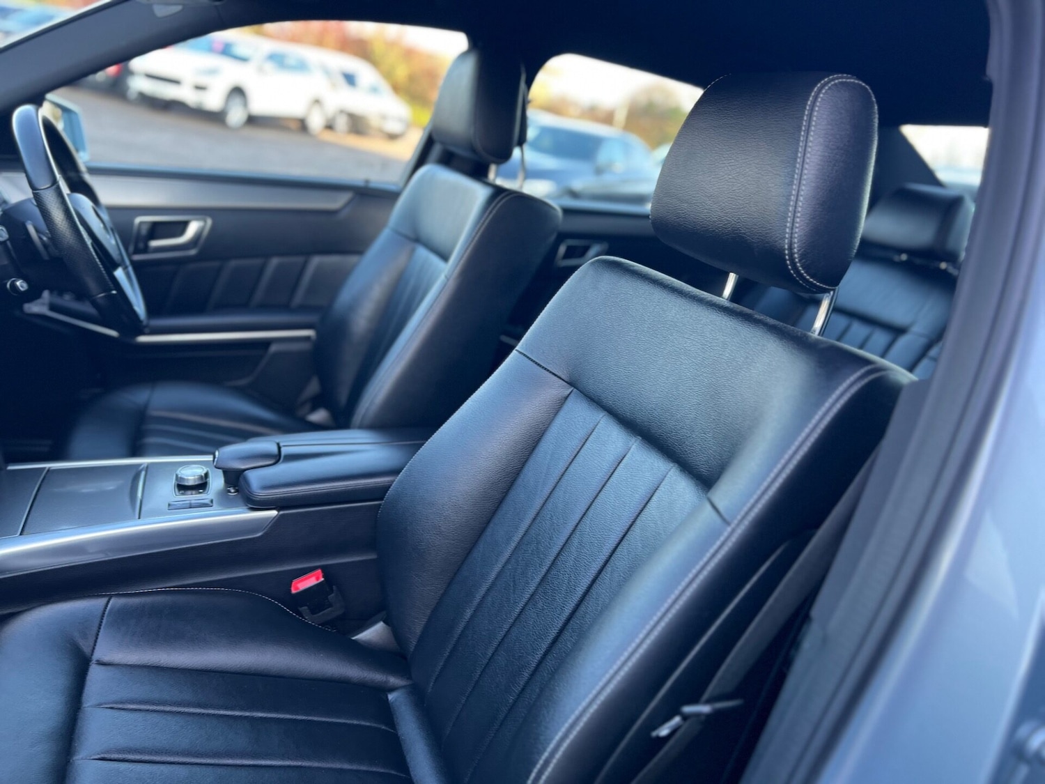 Used Mercedes-Benz E Class 2014 for sale - 77024136: Photo 36