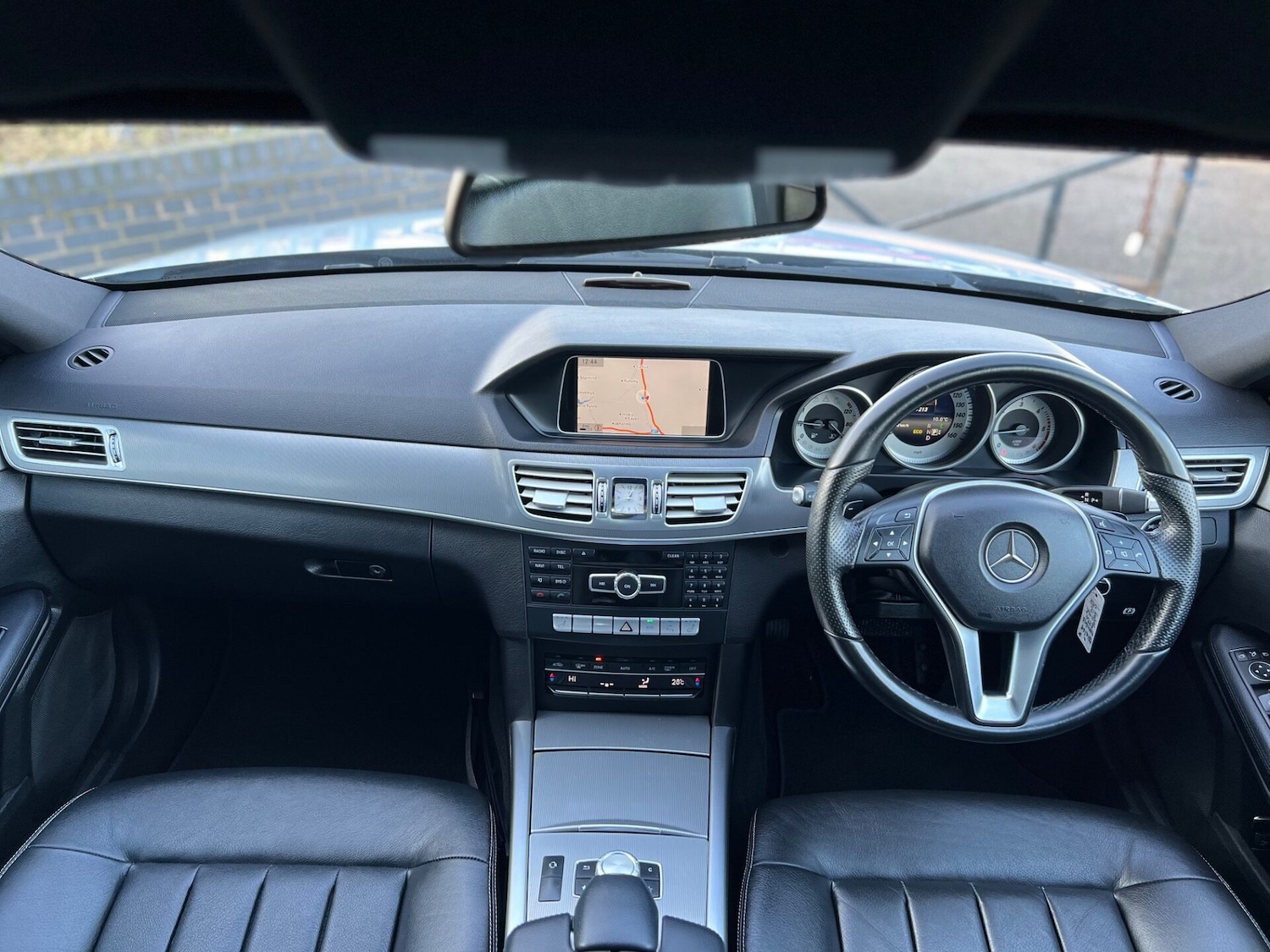 Used Mercedes-Benz E Class 2014 for sale - 77024136: Photo 37