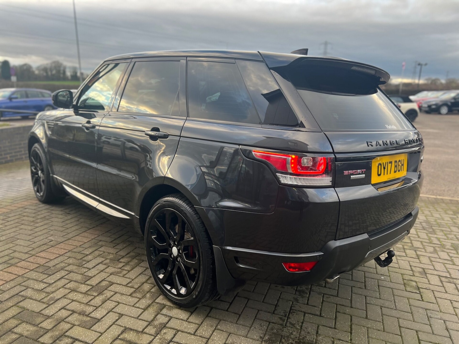 Used Land Rover Range Rover Sport 2017 for sale - 76694460: Photo 11