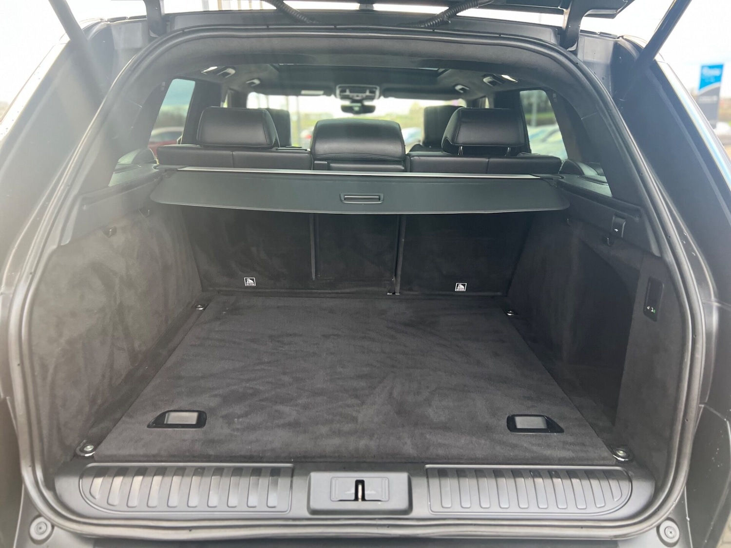 Used Land Rover Range Rover Sport 2017 for sale - 76694460: Photo 44