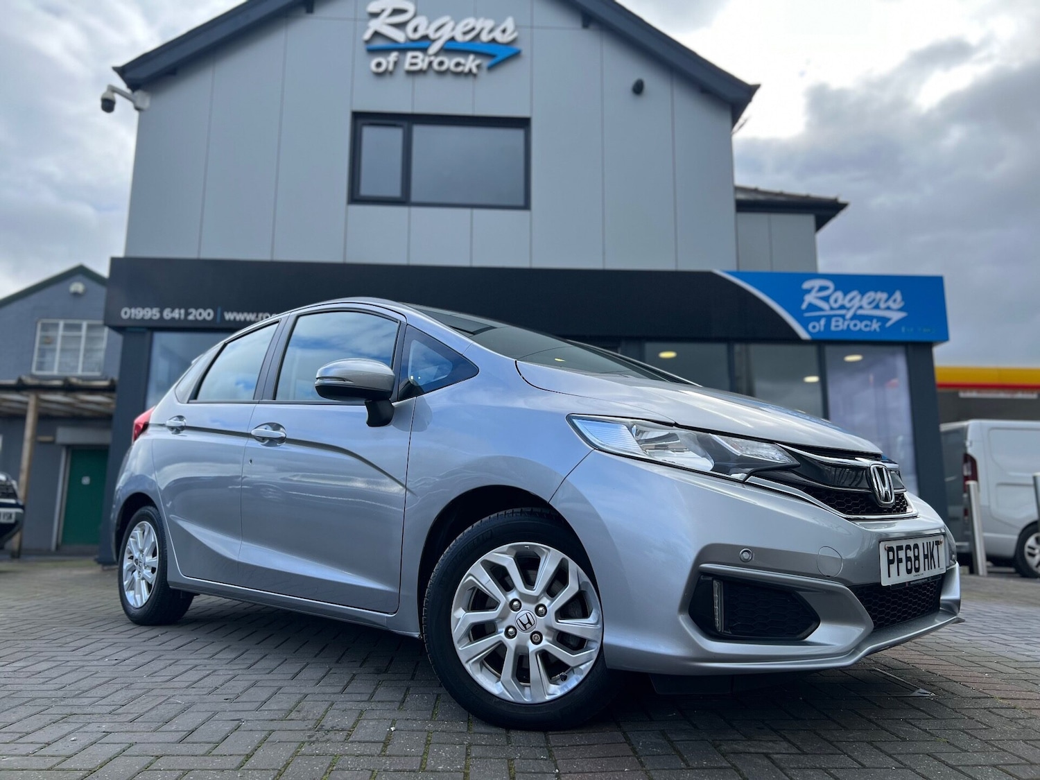 Used Honda Jazz 2018 for sale - 76659811: Photo 2