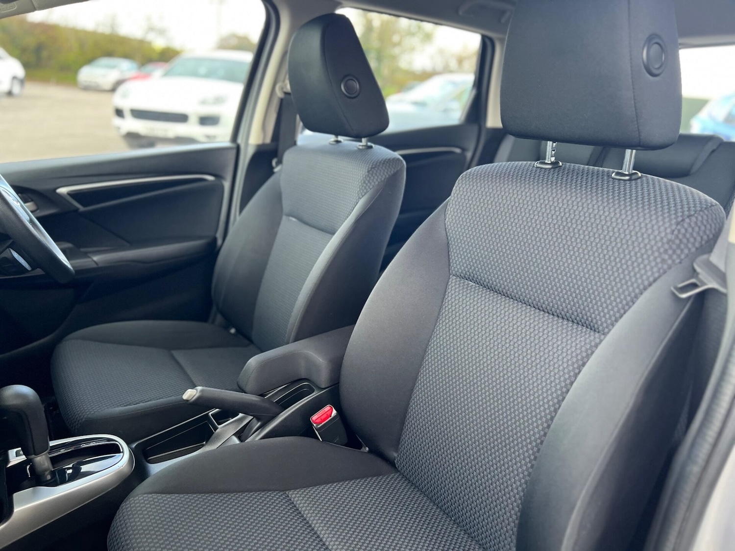 Used Honda Jazz 2018 for sale - 76659811: Photo 25