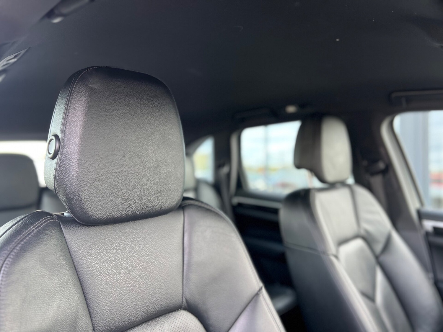 Used Porsche Cayenne 2015 for sale - 76659808: Photo 14