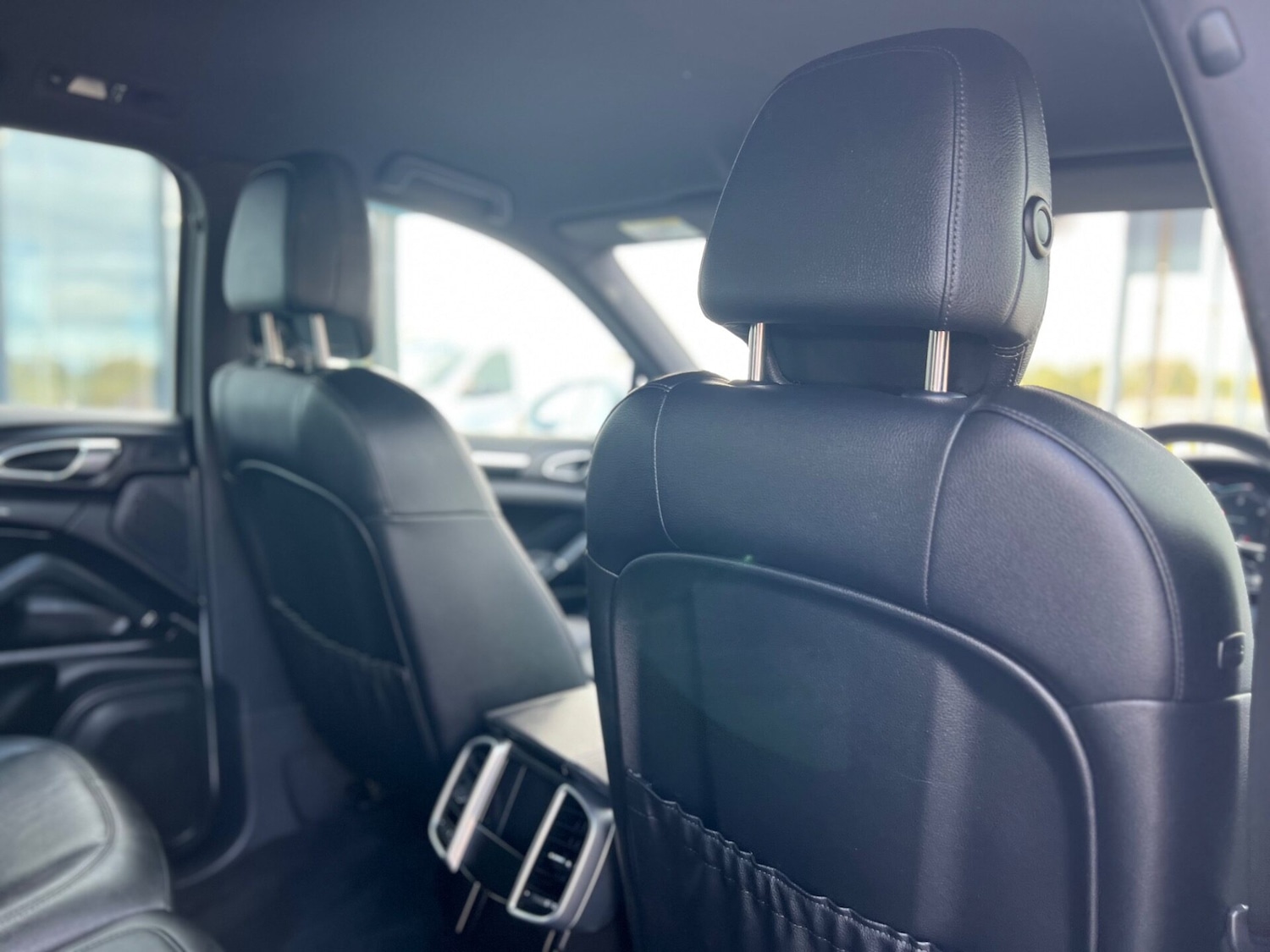 Used Porsche Cayenne 2015 for sale - 76659808: Photo 18