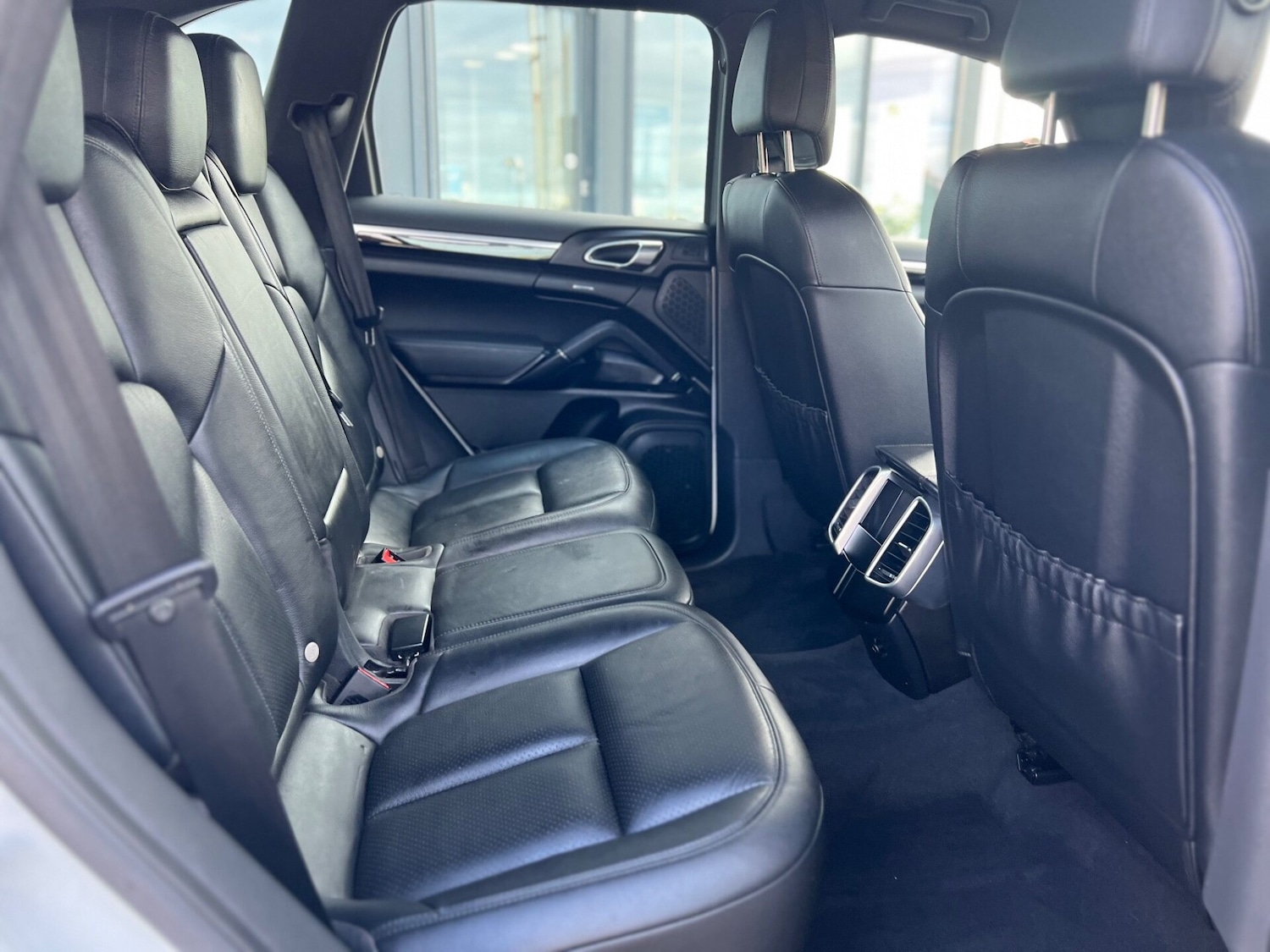 Used Porsche Cayenne 2015 for sale - 76659808: Photo 20