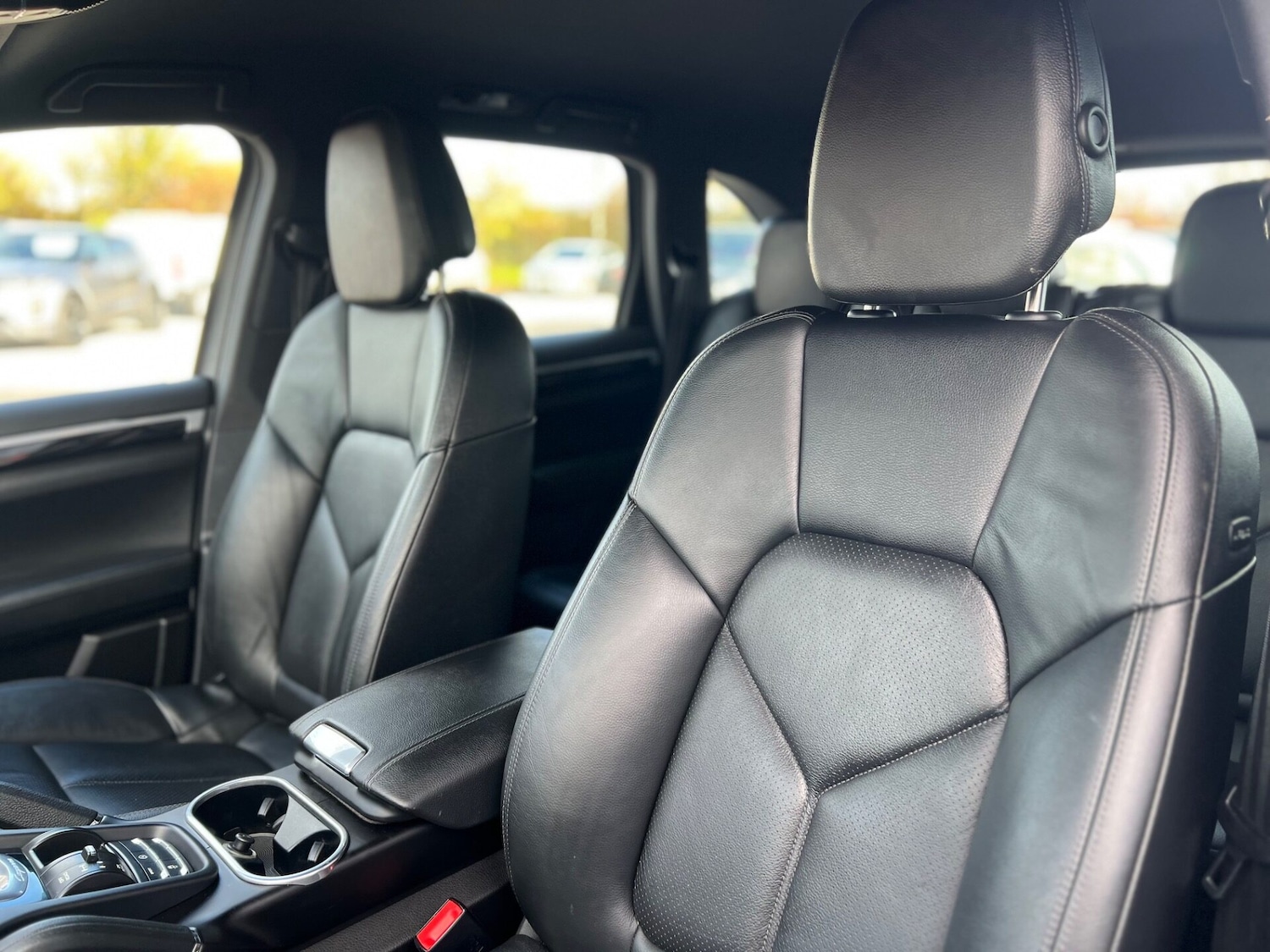 Used Porsche Cayenne 2015 for sale - 76659808: Photo 23