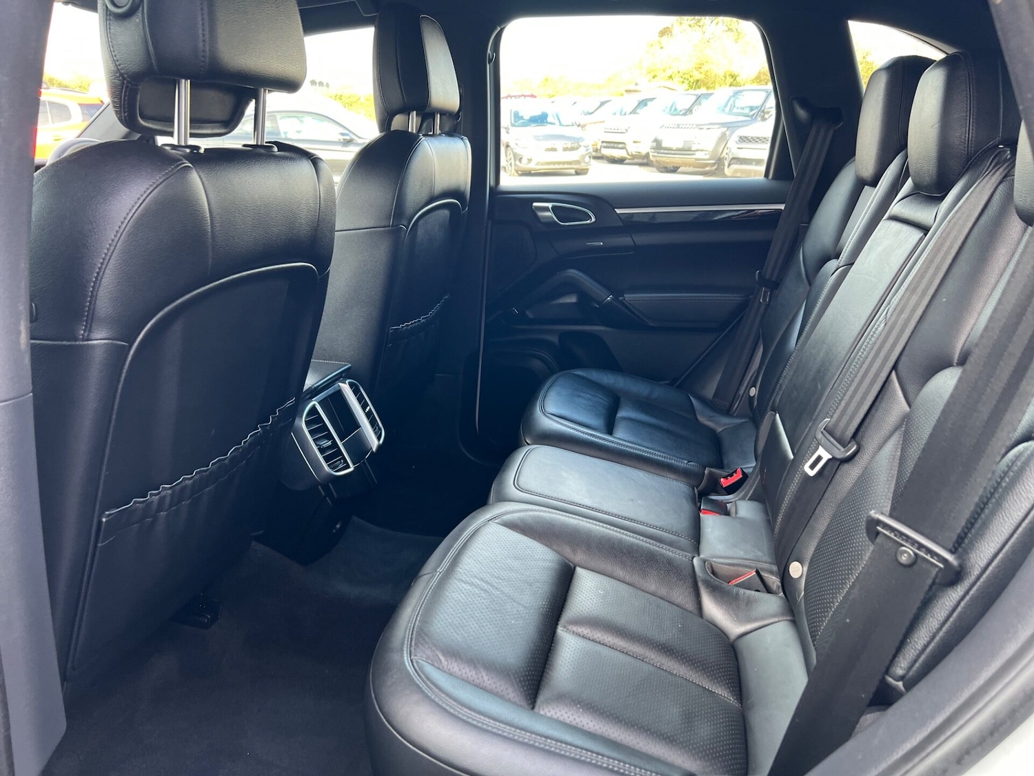 Used Porsche Cayenne 2015 for sale - 76659808: Photo 30