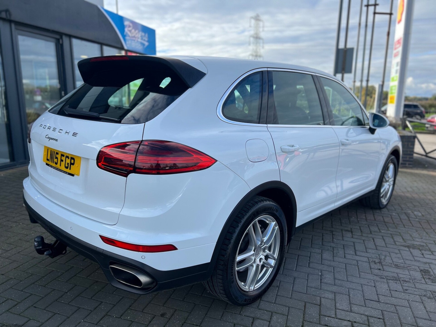 Used Porsche Cayenne 2015 for sale - 76659808: Photo 7