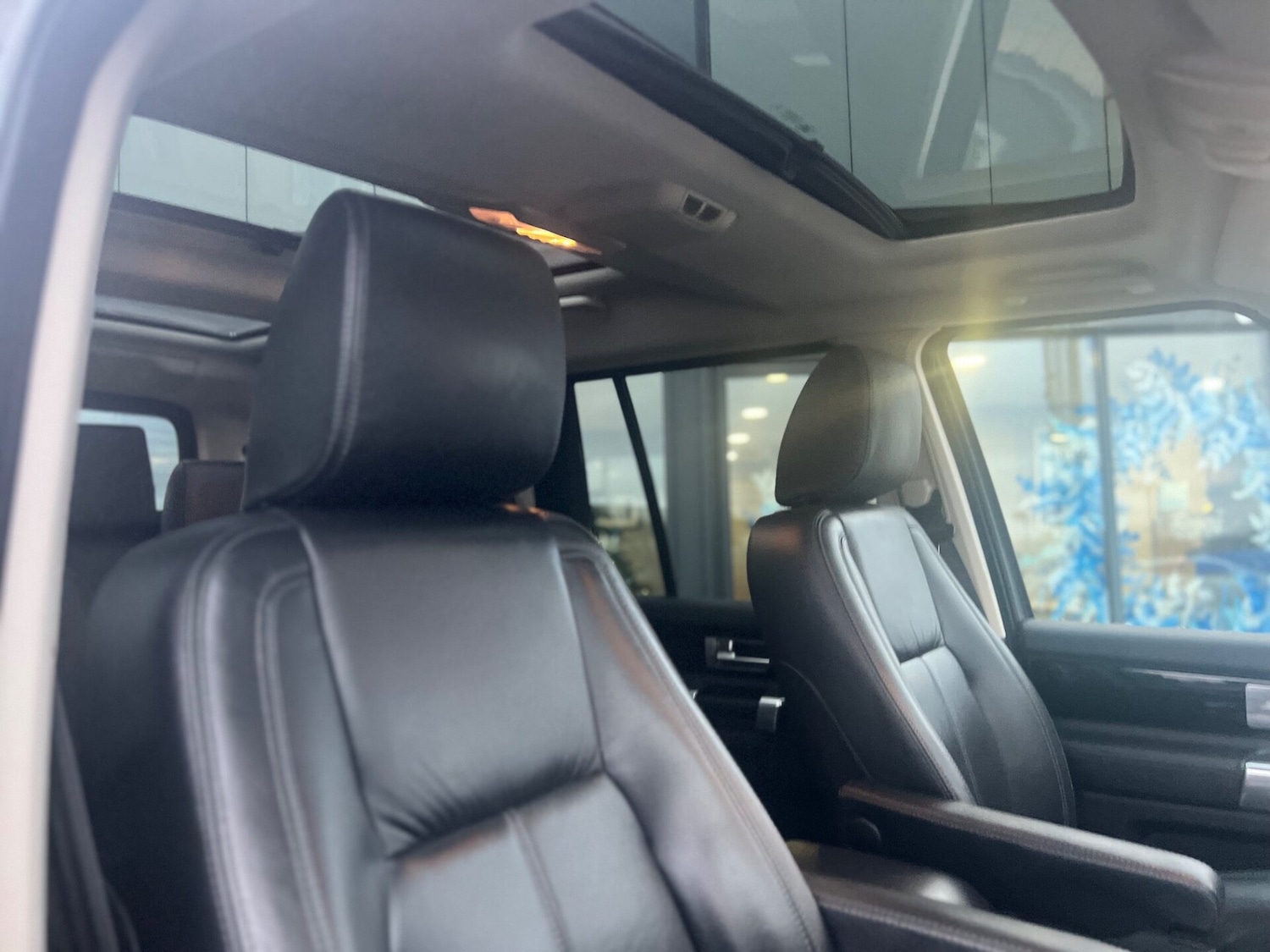 Used Land Rover Discovery 2016 for sale - 77034488: Photo 21