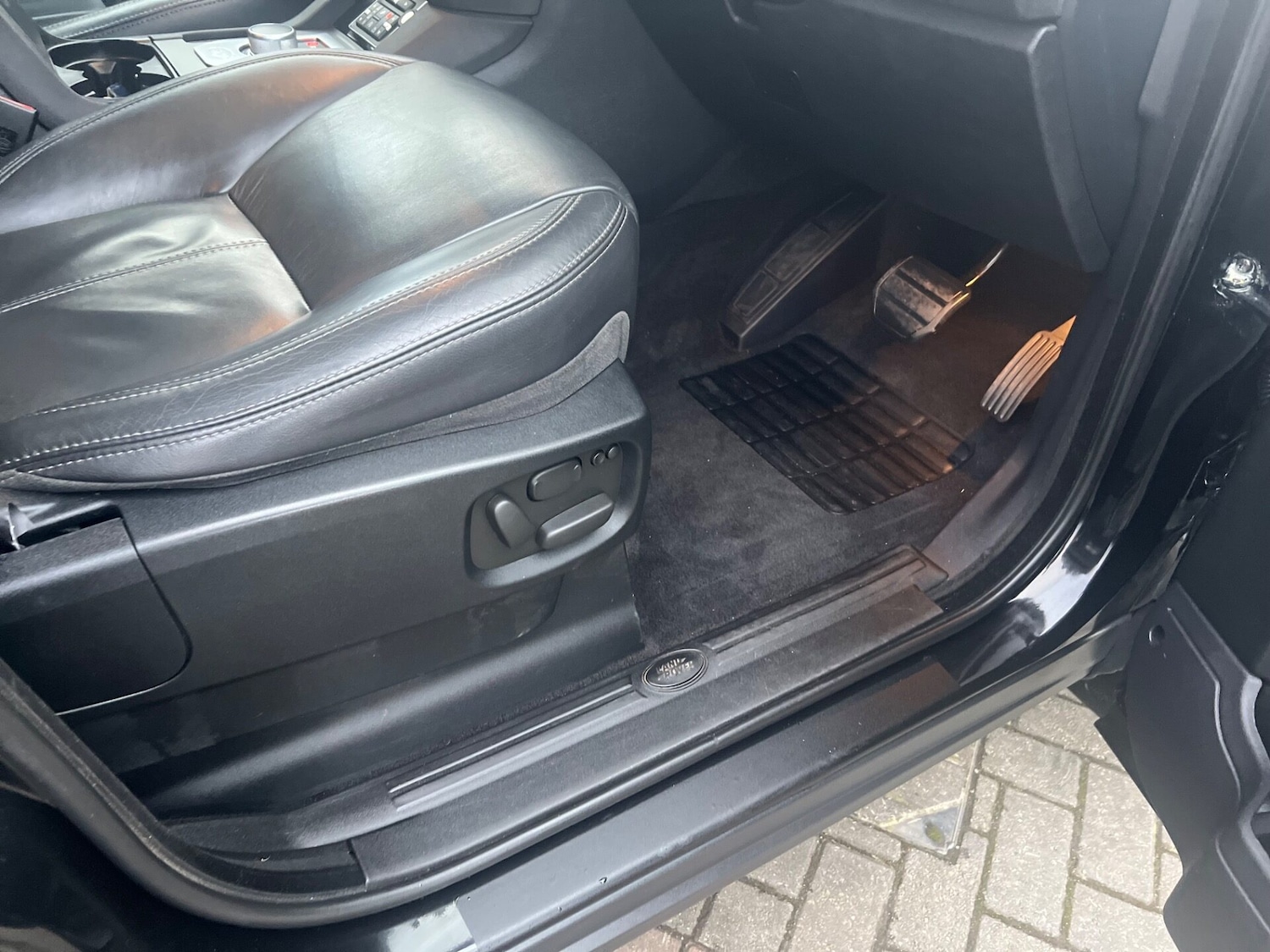 Used Land Rover Discovery 2016 for sale - 77034488: Photo 25