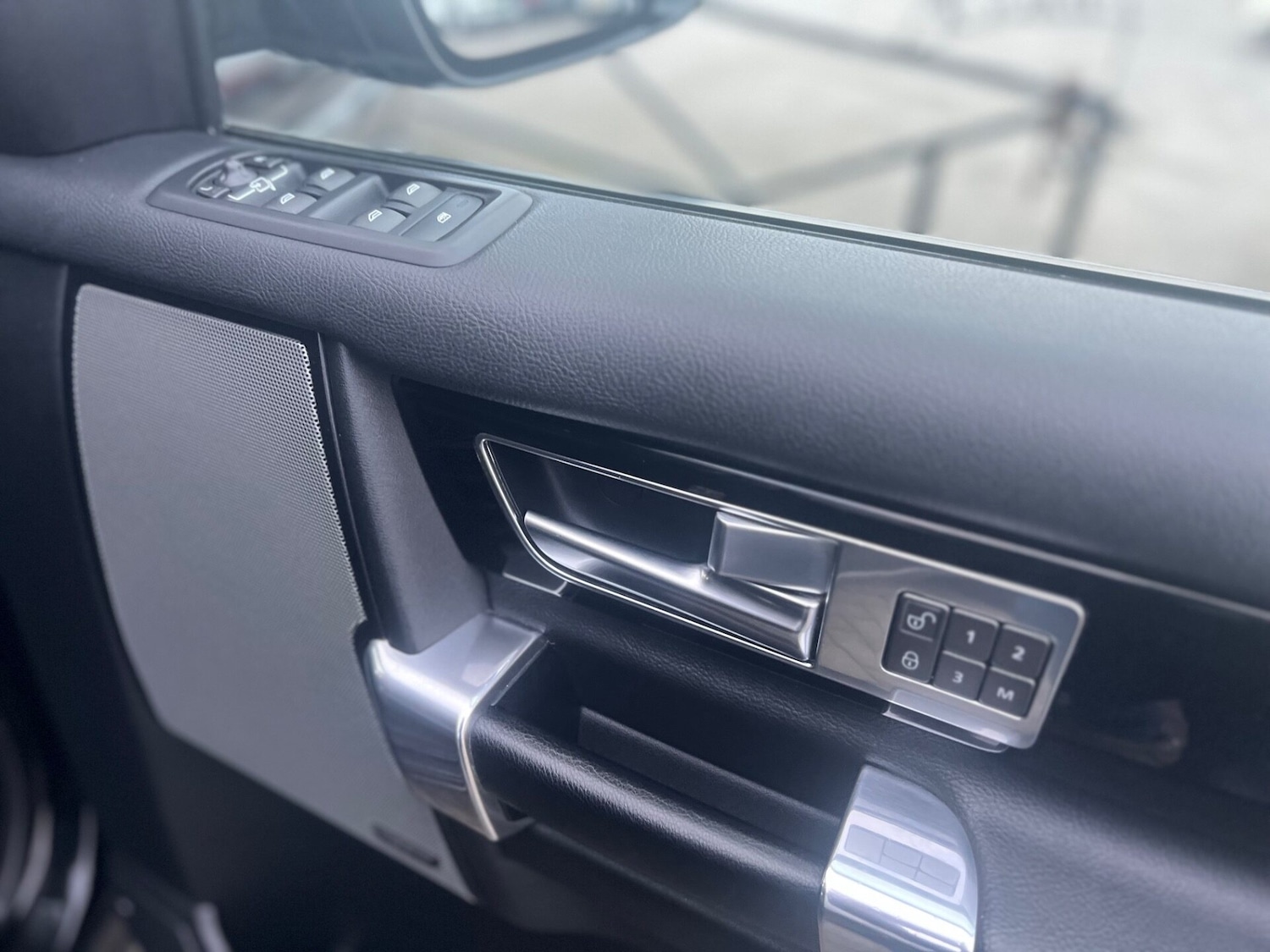 Used Land Rover Discovery 2016 for sale - 77034488: Photo 26