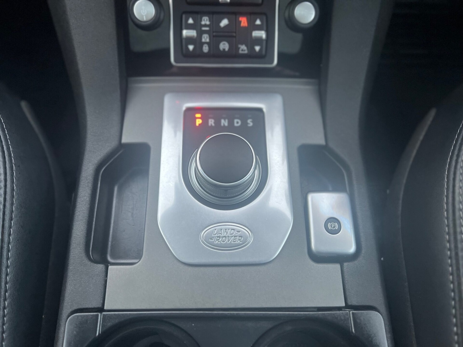 Used Land Rover Discovery 2016 for sale - 77034488: Photo 51