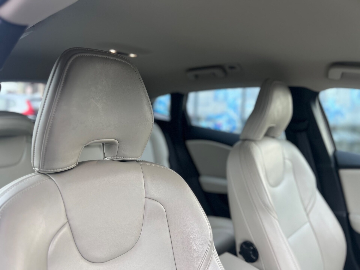 Used Volvo V40 2018 for sale - 76844878: Photo 17