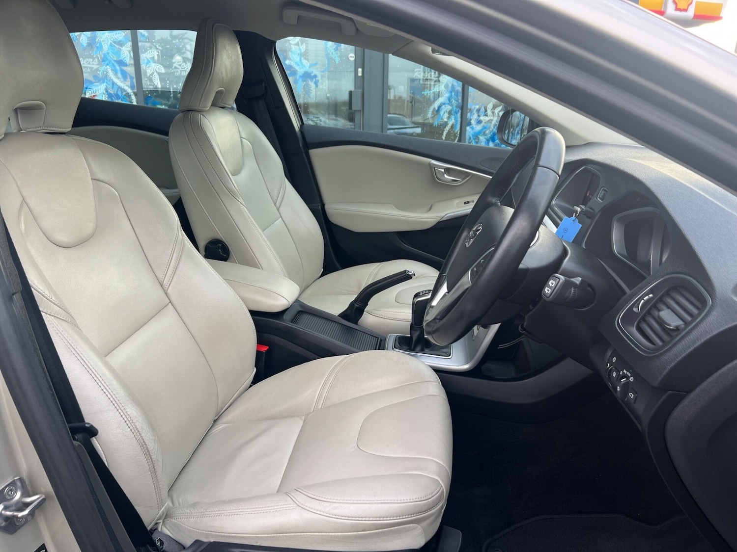 Used Volvo V40 2018 for sale - 76844878: Photo 19