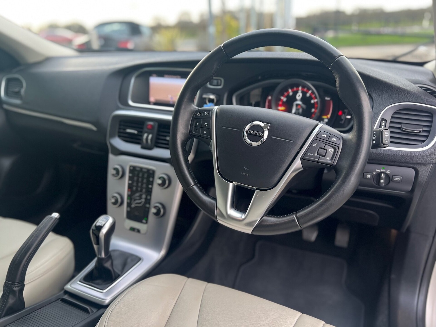 Used Volvo V40 2018 for sale - 76844878: Photo 20