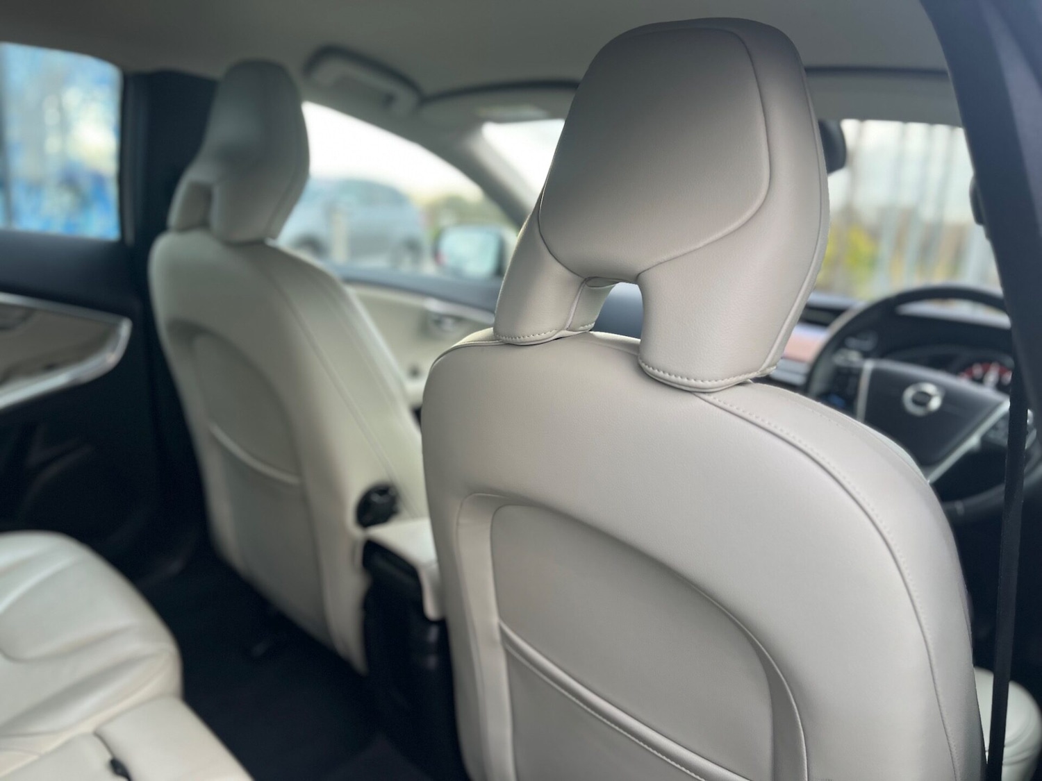 Used Volvo V40 2018 for sale - 76844878: Photo 23