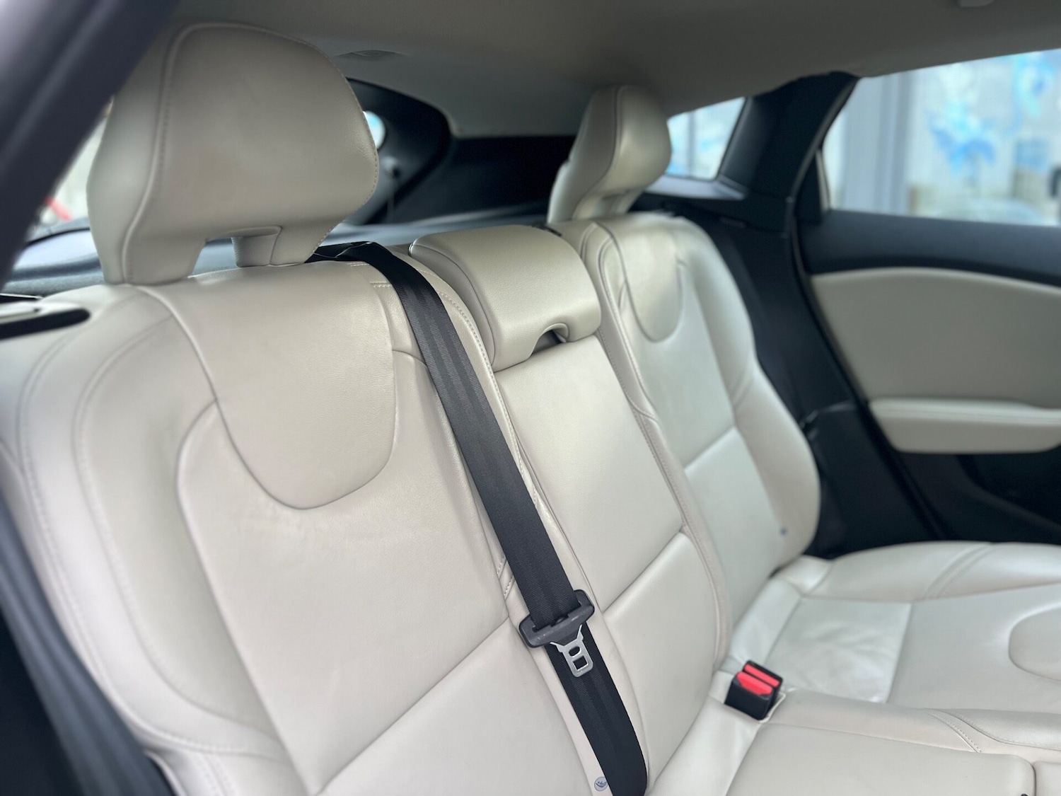 Used Volvo V40 2018 for sale - 76844878: Photo 24