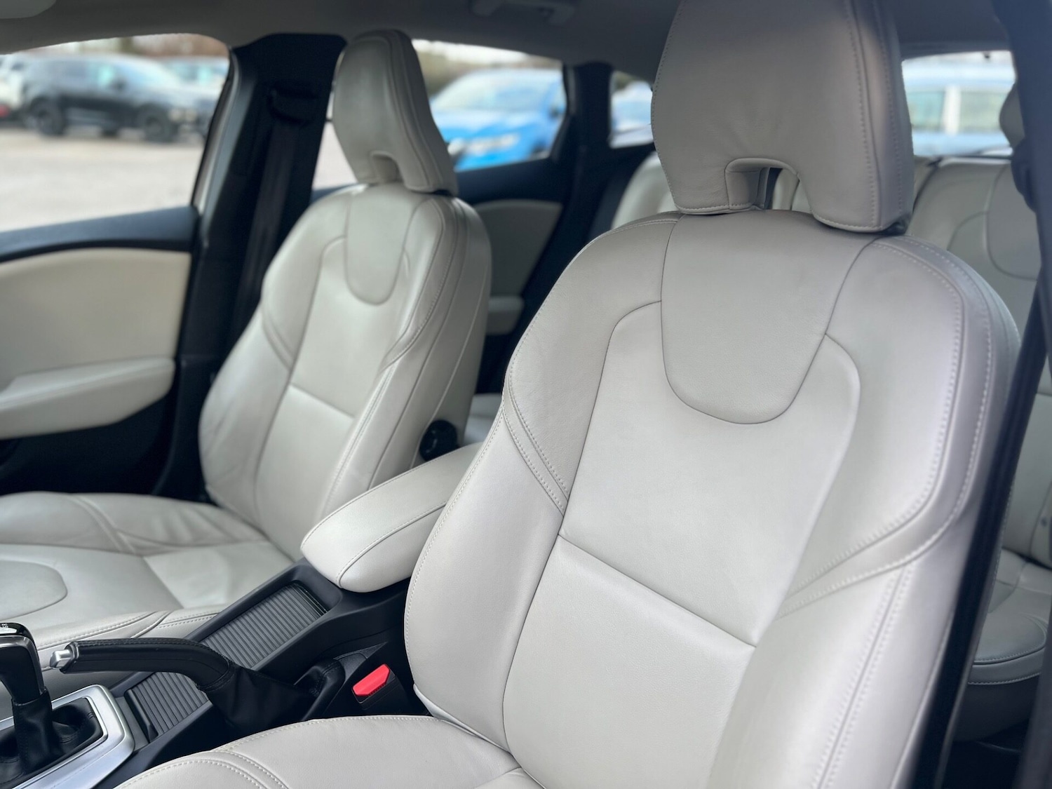 Used Volvo V40 2018 for sale - 76844878: Photo 28