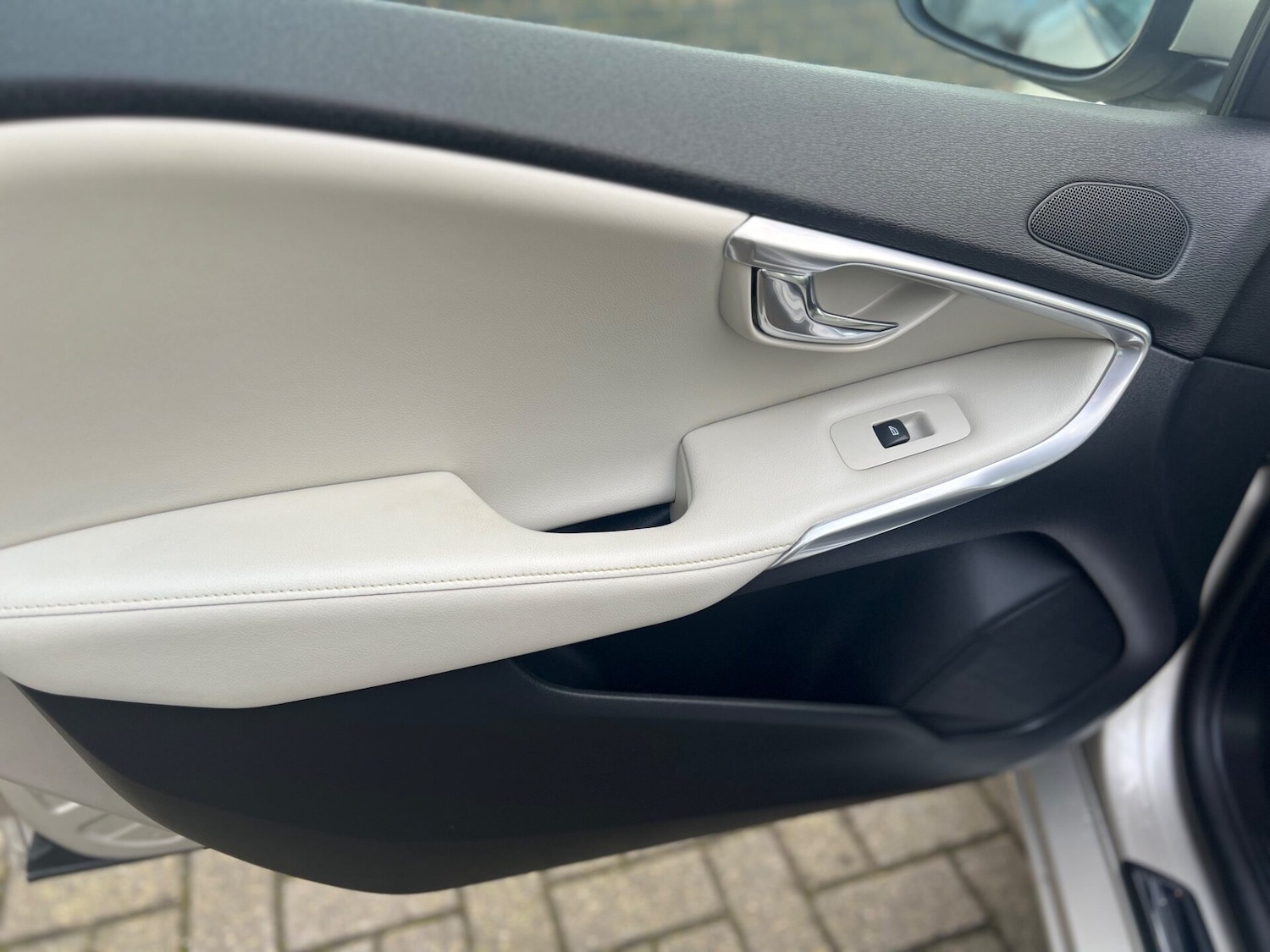 Used Volvo V40 2018 for sale - 76844878: Photo 31