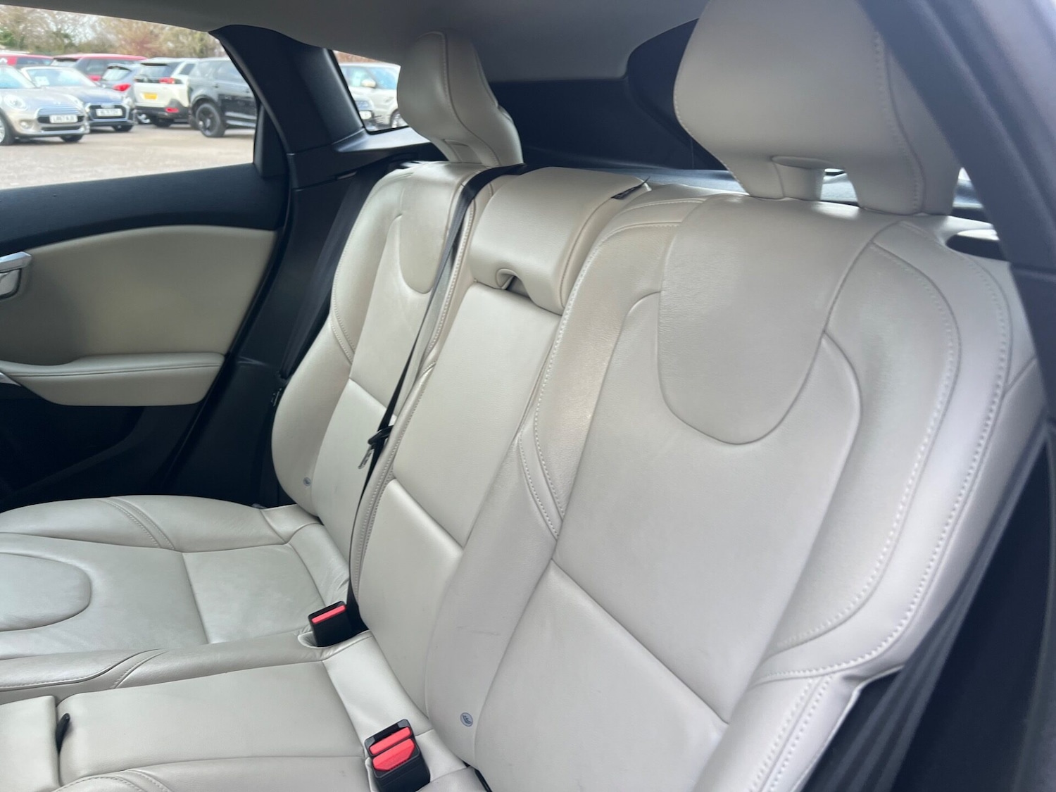 Used Volvo V40 2018 for sale - 76844878: Photo 33