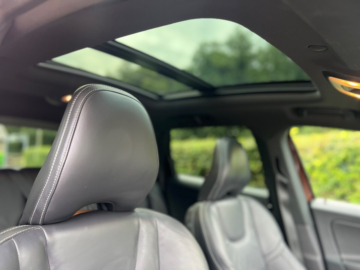 Used Volvo XC60 2015 for sale - 76659801: Photo 14