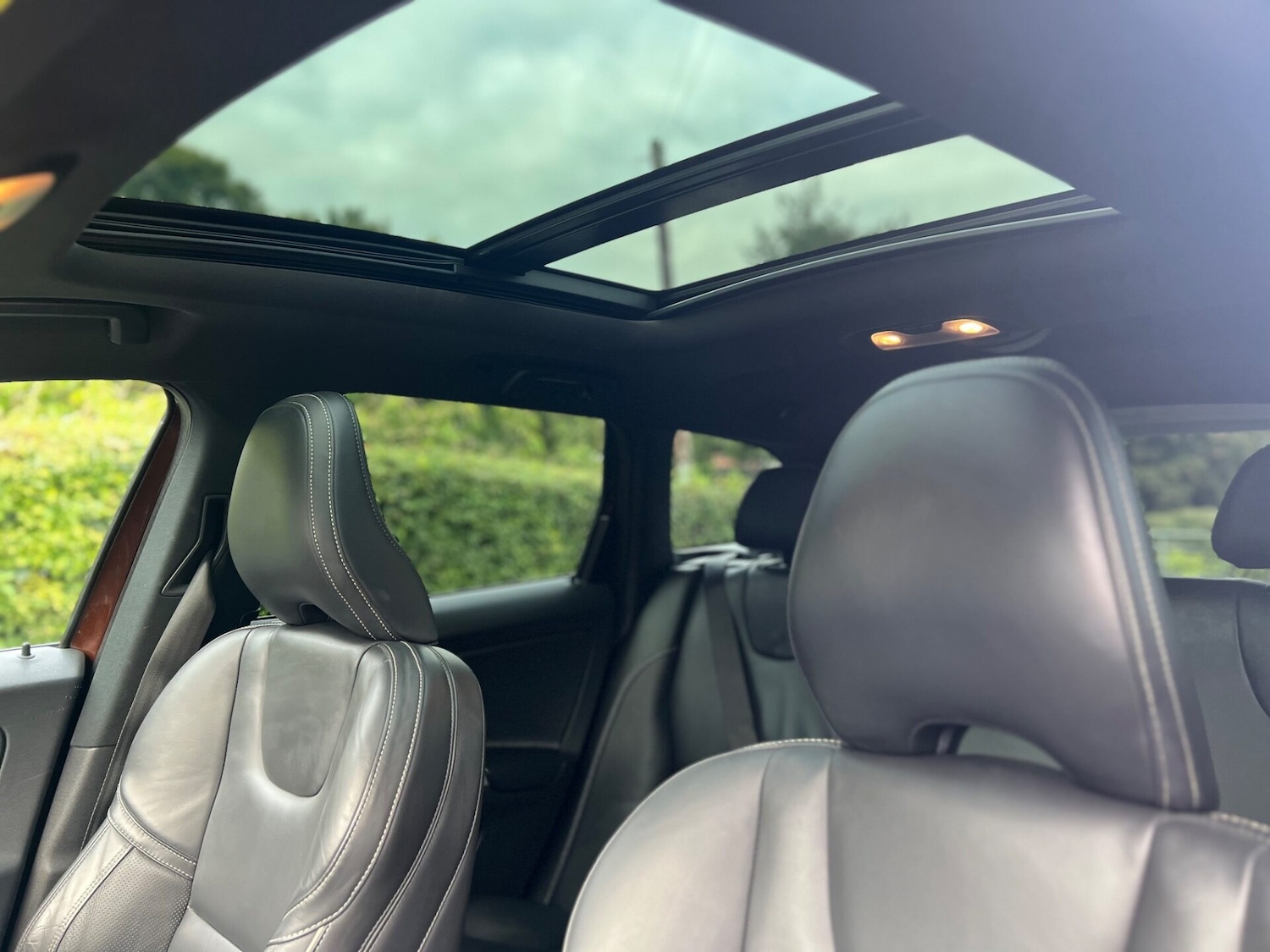 Used Volvo XC60 2015 for sale - 76659801: Photo 24