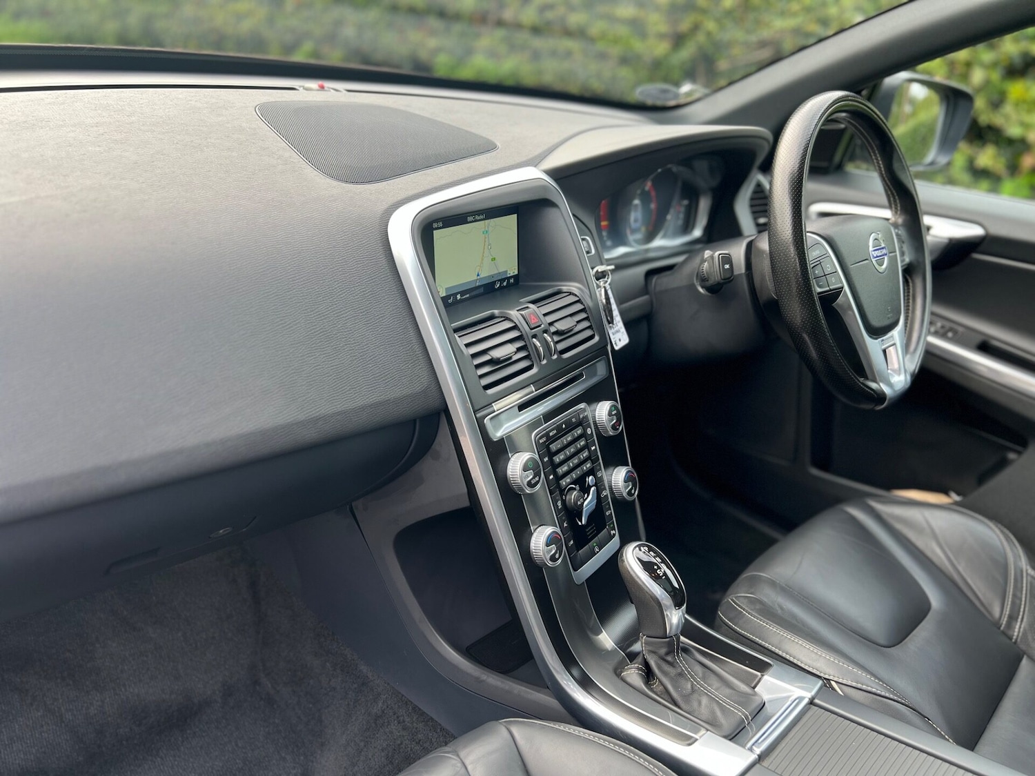 Used Volvo XC60 2015 for sale - 76659801: Photo 27