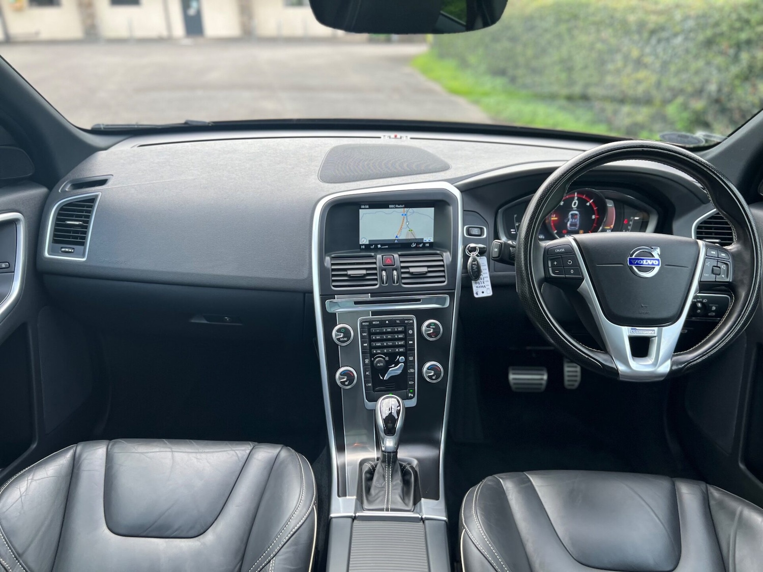 Used Volvo XC60 2015 for sale - 76659801: Photo 33