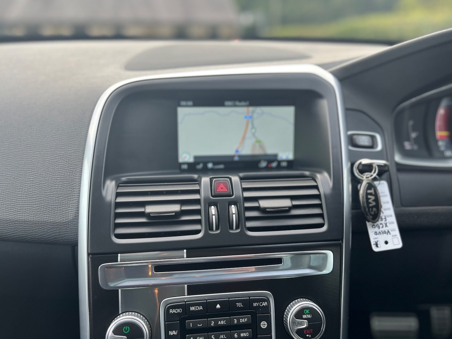 Used Volvo XC60 2015 for sale - 76659801: Photo 34