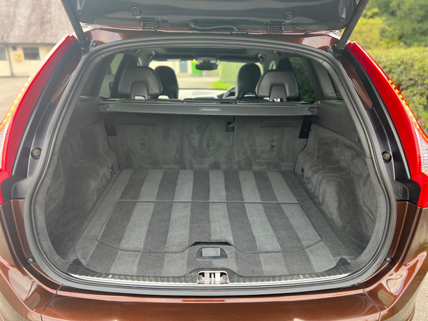 Used Volvo XC60 2015 for sale - 76659801: Photo 35