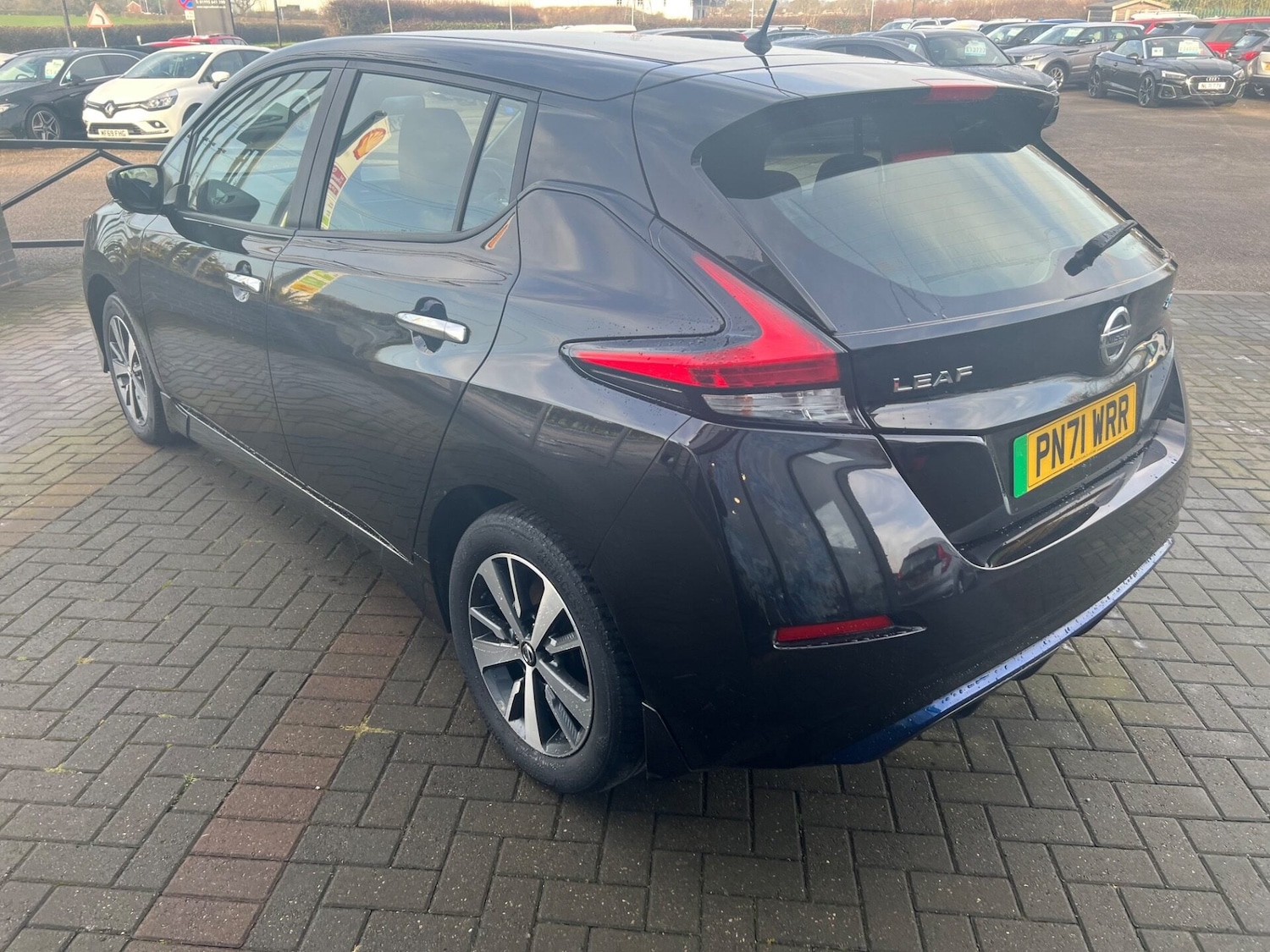 Used Nissan Leaf 2021 for sale - 76879543: Photo 10