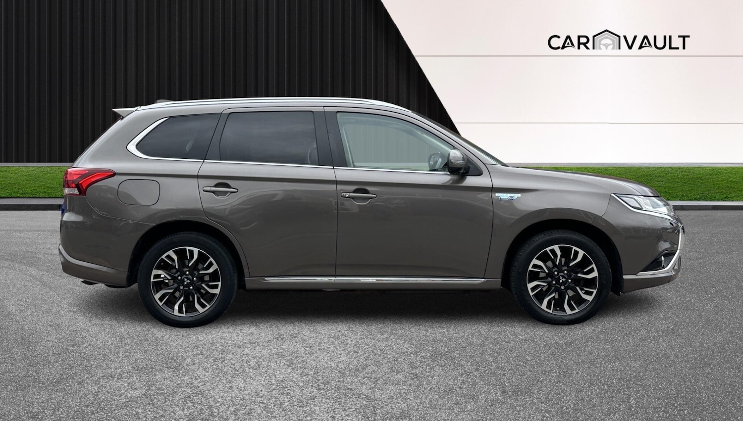 Used Mitsubishi Outlander 2016 for sale - 76370586: Photo 11