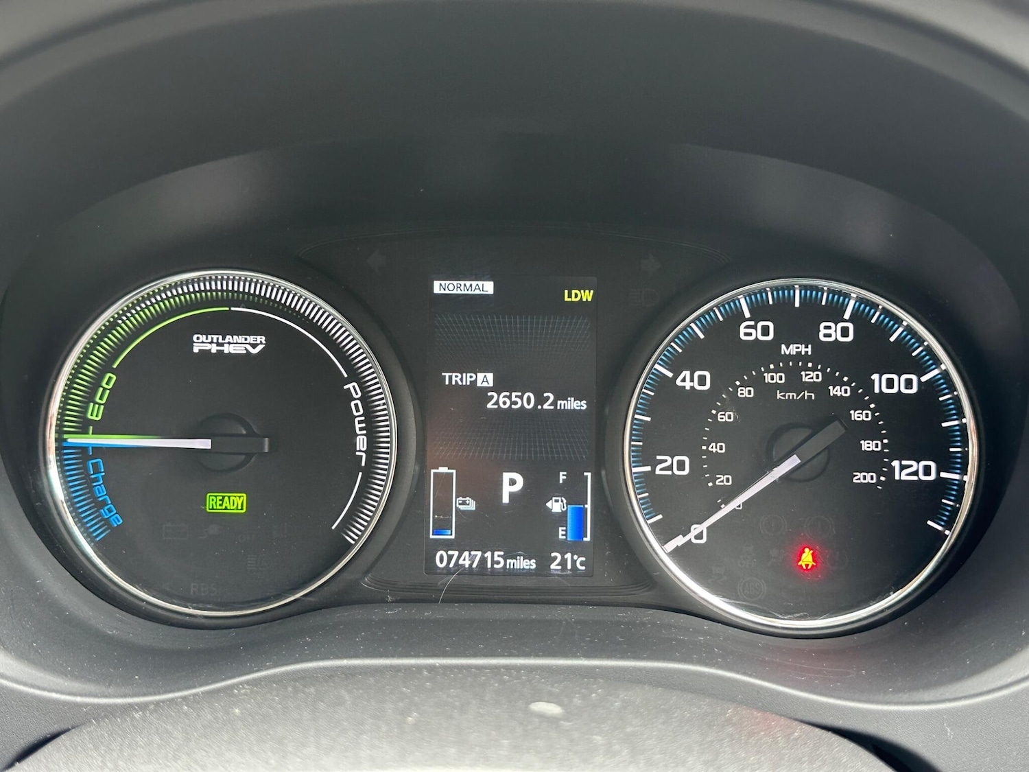 Used Mitsubishi Outlander 2016 for sale - 76370586: Photo 22