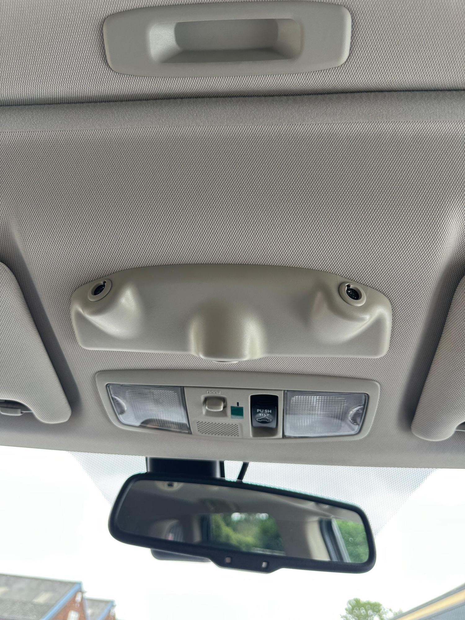 Used Mitsubishi Outlander 2016 for sale - 76370586: Photo 57