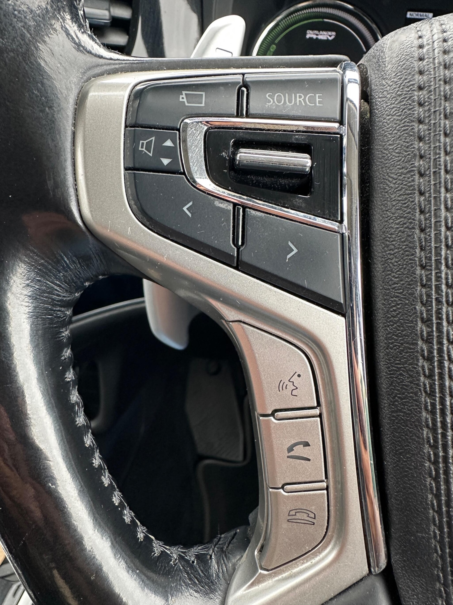 Used Mitsubishi Outlander 2016 for sale - 76370586: Photo 71