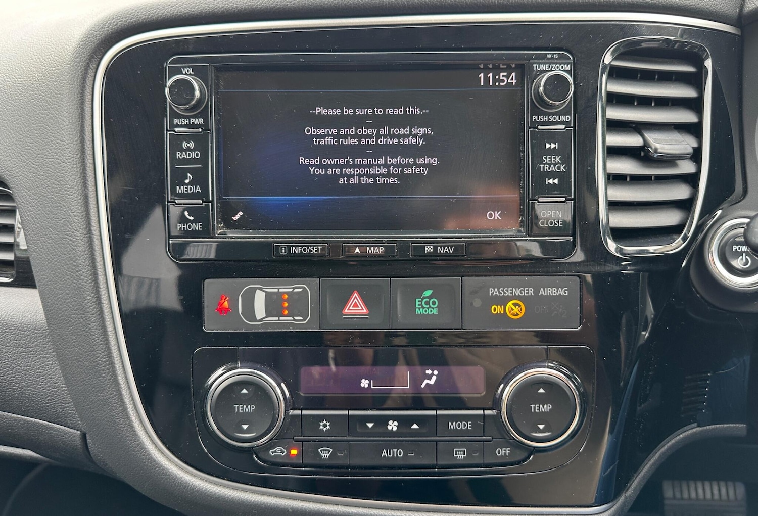 Used Mitsubishi Outlander 2016 for sale - 76370586: Photo 74