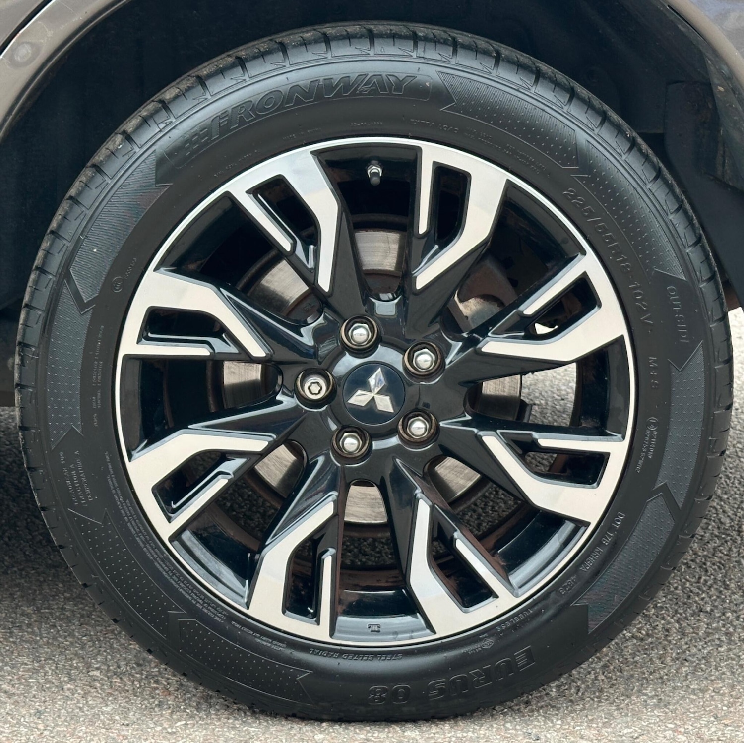 Used Mitsubishi Outlander 2016 for sale - 76370586: Photo 75