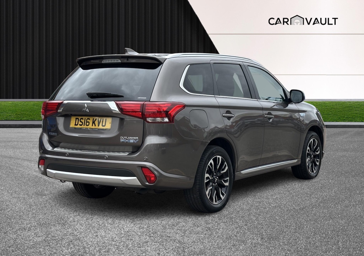 Used Mitsubishi Outlander 2016 for sale - 76370586: Photo 9