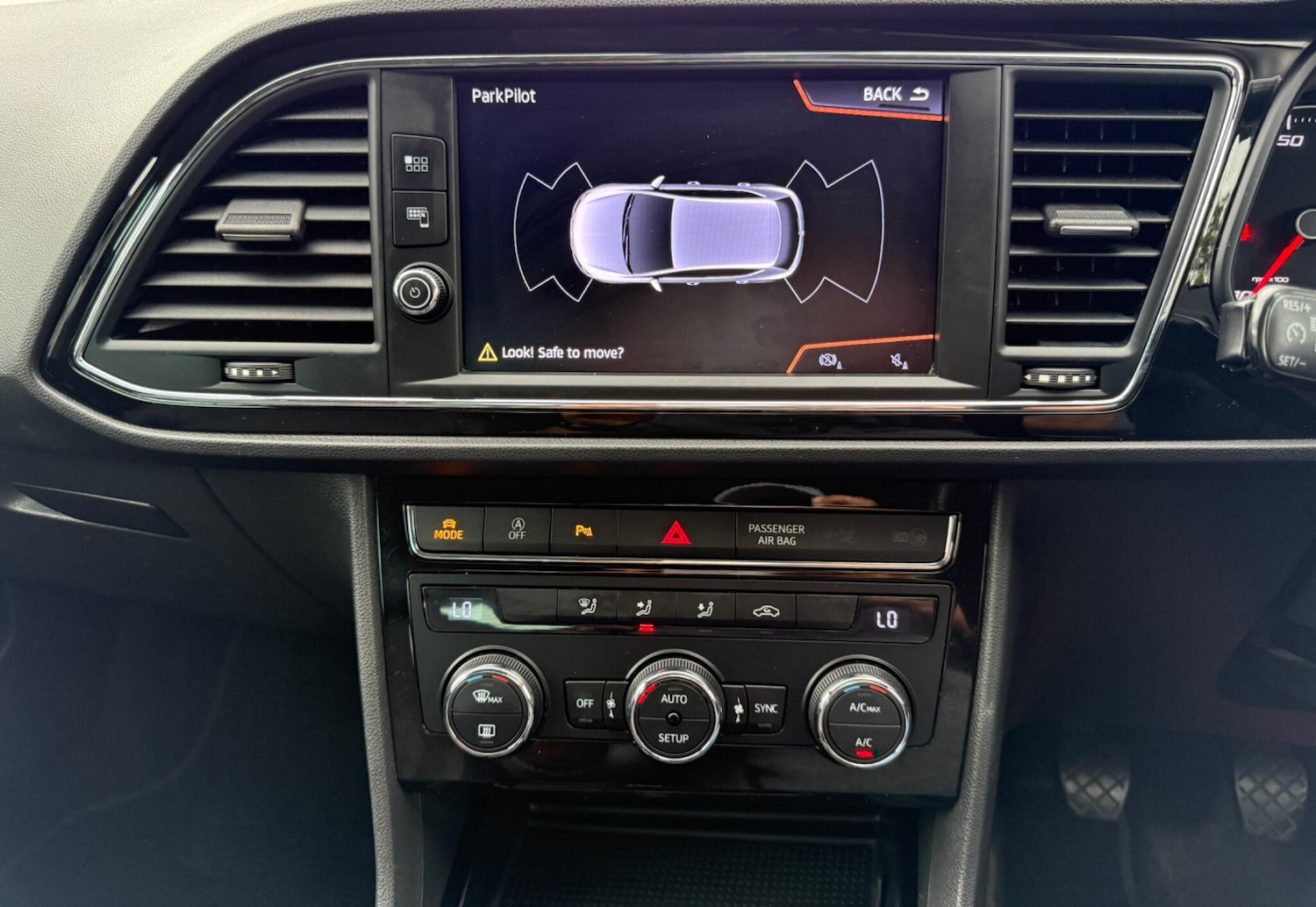 Used SEAT Leon 2019 for sale - 76370864: Photo 39