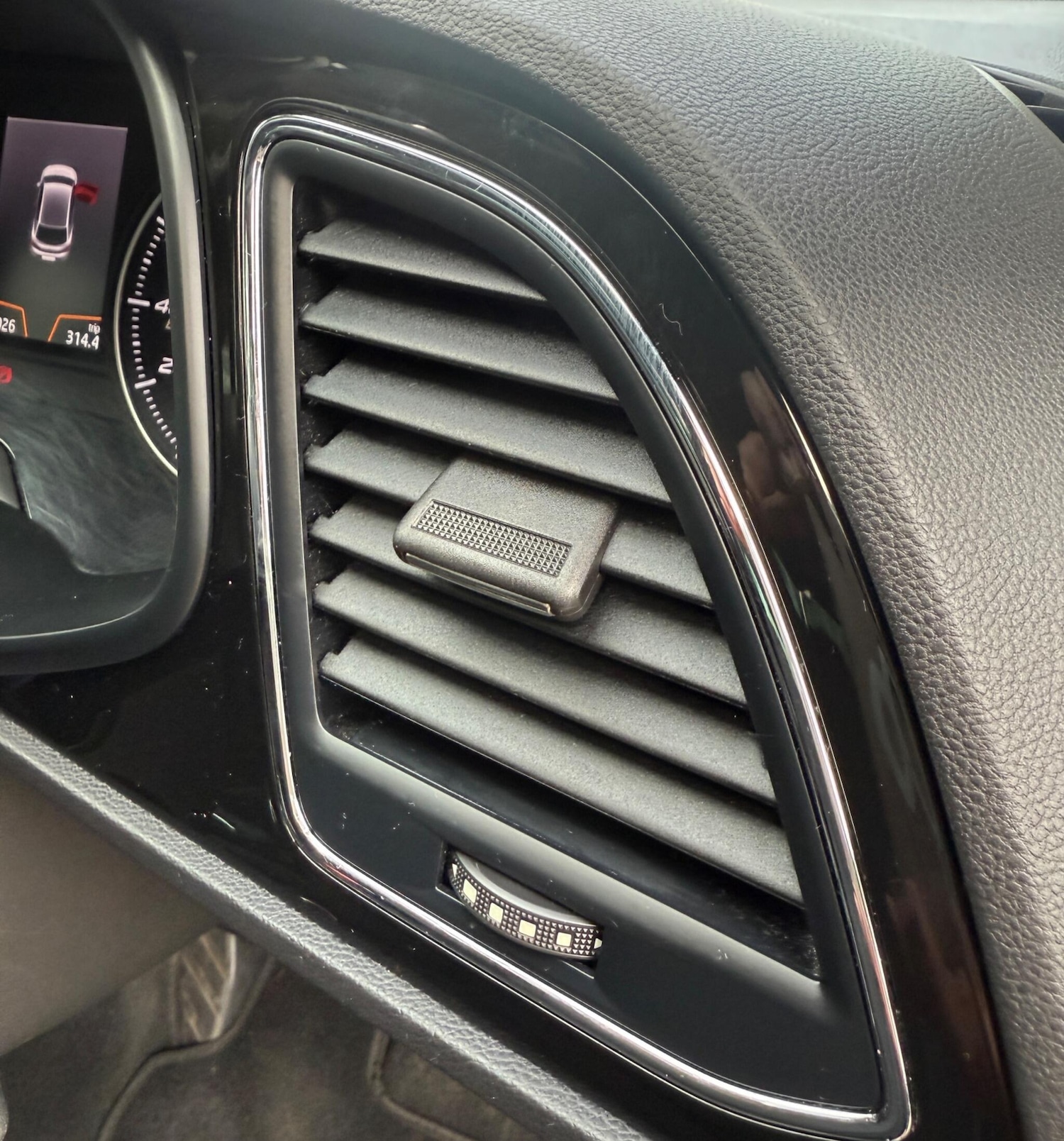 Used SEAT Leon 2019 for sale - 76370864: Photo 45